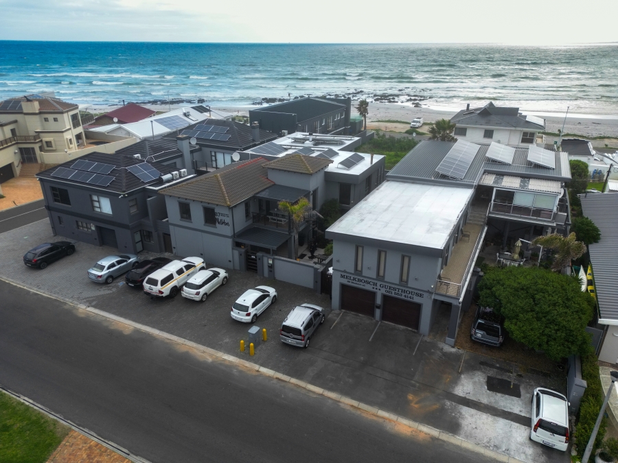 8 Bedroom Property for Sale in Melkbosstrand Central Western Cape